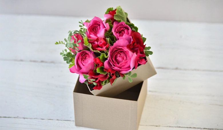 香りのフラワーボックスアレンジメント | 花・花束を贈るなら第一園芸