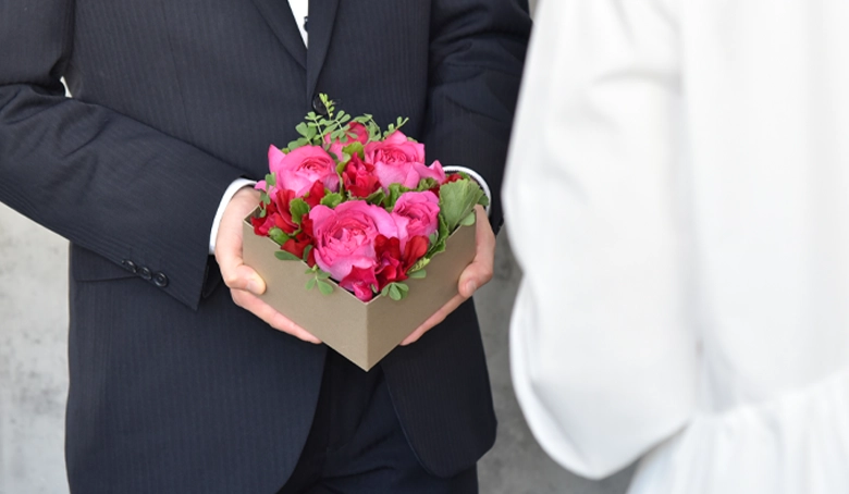 香りのフラワーボックスアレンジメント | 花・花束を贈るなら第一園芸