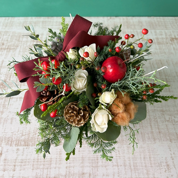 クリスマスのおまかせデザイナーアレンジメント M