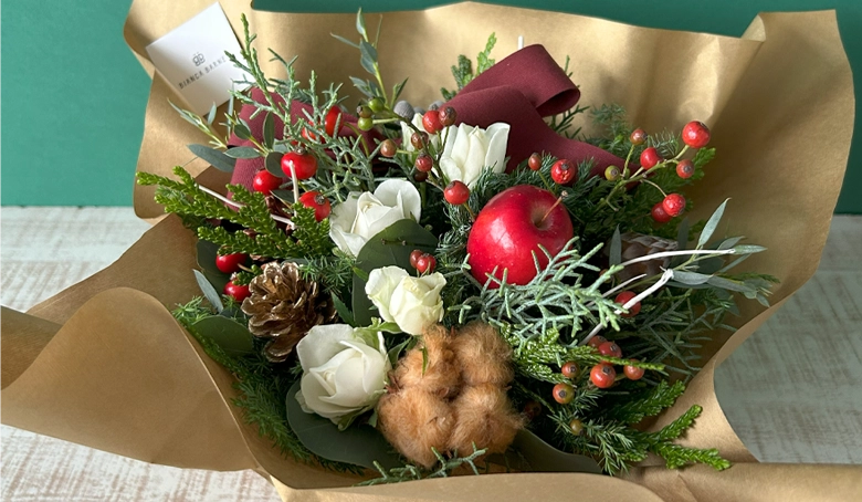 クリスマスのおまかせデザイナーアレンジメント ラッピング