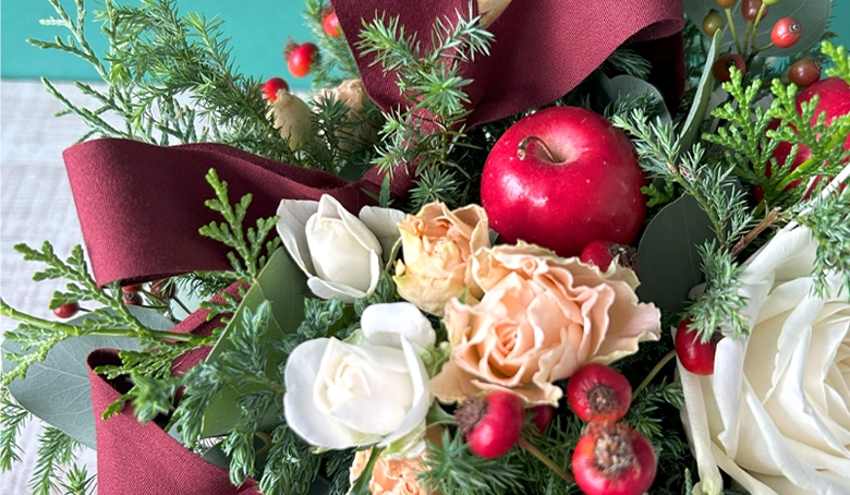 クリスマスのおまかせデザイナーアレンジメント L
