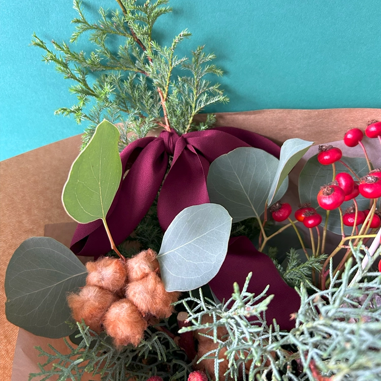 クリスマスのおまかせデザイナーブーケ M