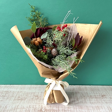 クリスマスのおまかせデザイナーブーケ M