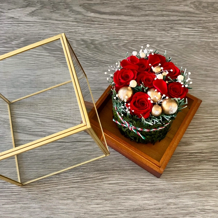 プリザーブドフラワー「ローズタルト・スノー」