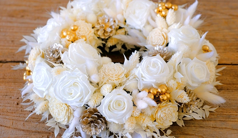 川口太聞デザインプリザーブドフラワーリース